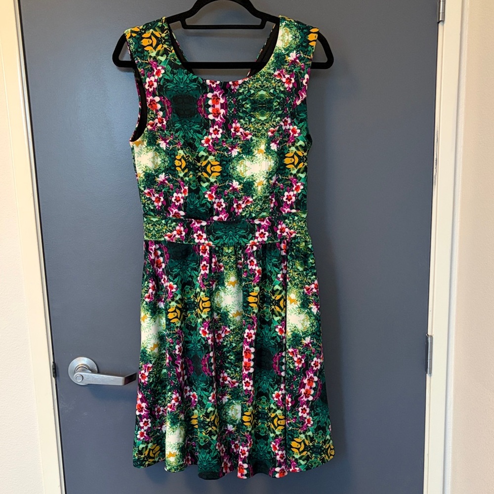 Cynthia Rowley Floral Green Bee Dress